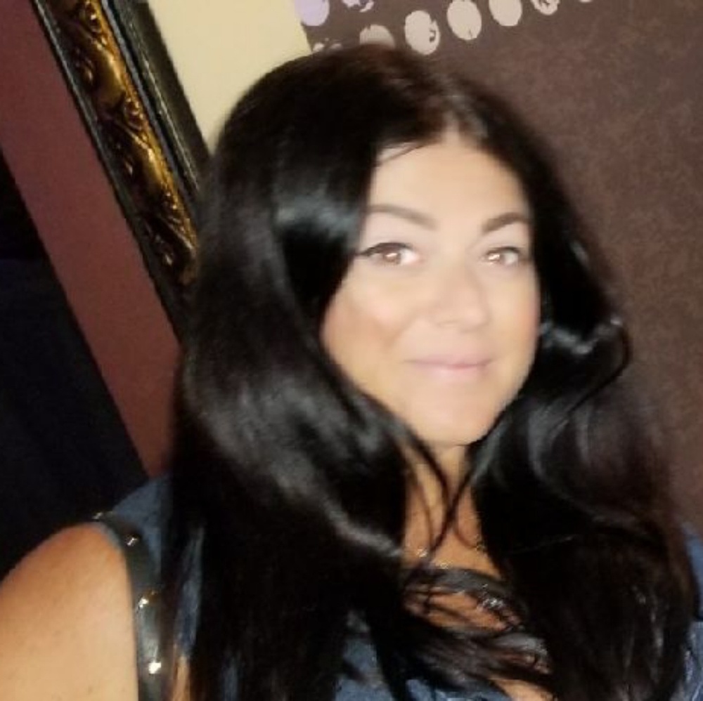 Meet your Posher, Pina